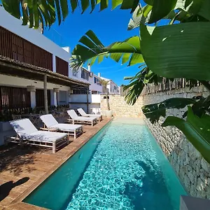 **** Hotel S'estancia Espagne